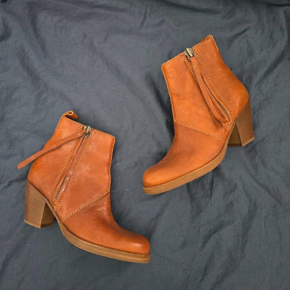 Acne Studios Pistol Boot Leather Ankle Boots 36